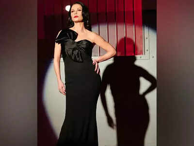"It blew my mind": Catherine Zeta-Jones recalls her Oscar win for 'Chicago'
