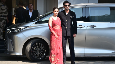 Power couple Alia Bhatt-Ranbir Kapoor embrace ethnic ensembles for their trip to Delhi to meet PM Modi