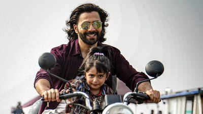 'BabyJohn' Vibes: Varun Dhawan drops adorable pics with his onscreen daughter