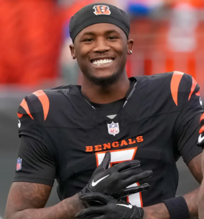 “What he said” Captions Camilla Stewart For Her Son, WR Tee Higgins' Victory Over Denver Broncos