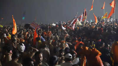 Sangam witnesses sea of devotees taking holy dip on Makar Sankranti