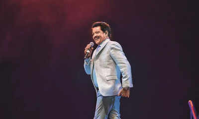 Udit Narayan on viral kiss video: Nothing inappropriate in it