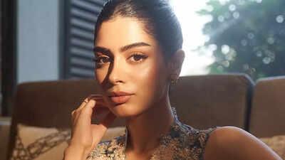 Khushi Kapoor spills the beans on sister Janhvi Kapoor's lockdown cooking experiments