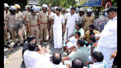 Cops assault four members of family in Pathanamthitta