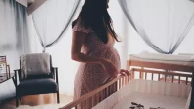 Racial gap widened in deaths among US moms around the time of childbirth