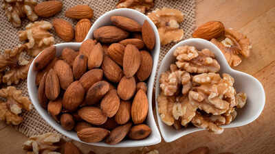 Walnuts vs almonds: Which is better for boosting memory and why?