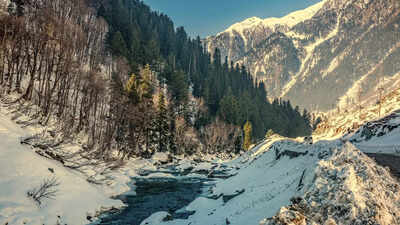 Kashmir: Z-Morh Tunnel boosts year-round tourism in Sonamarg