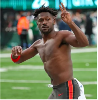 Antonio Brown Blew Through $80,000,000, Now Files for Bankruptcy with Just $50,000 Left - But That’s Not Even the Wildest Part!