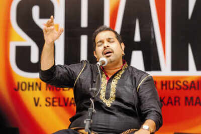 Shankar Mahadevan performs at a music concert