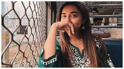 'Mismatched' fame Prajakta Koli gets emotional recalling her parents breaking her piggy bank during the financial crisis
