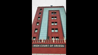 Dist collector has no power to suspend a panchayat exec officer: HC