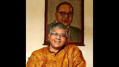 Ambedkar for NCP, opposes demand for Munde’s resignation