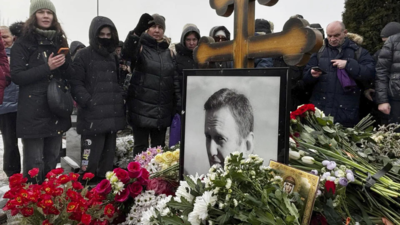 Navalny's widow Navalnaya calls for fight for 'free, peaceful' Russia