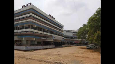 Sujata and Sanjota’s 45-year run in Hubballi comes to an end
