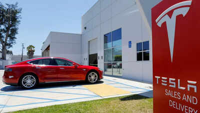Elon Musk’s Tesla starts hiring in India following meeting with PM Modi in US
