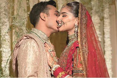 Most important highlight of my life: Anuv Jain on tying the knot with Hridi Narang