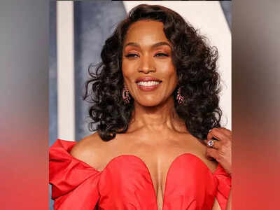 Angela Bassett defends her "disappointment" reaction after Oscars loss to Jamie Lee Curtis