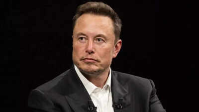 Elon Musk's girlfriend Grimes now deleted SOS to him: please respond about ...
