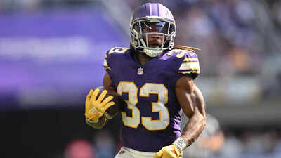 What's next for Aaron Jones? The Vikings have indicated that they will reduce the running back's playing time if he returns