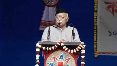 Use mother tongue to communicate: Bhagwat in Assam