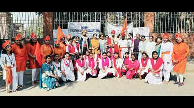 KC Bajaj College students stage street play on Shivaji-Afzal Khan duel