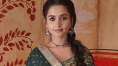 Eshaa Pathak on Playing Gauri in Rishto se Bandhi Gauri: Having good people by her side makes her feel rich