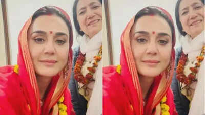 Preity Zinta takes on a religious trip from Prayagraj to Varanasi with her mom
