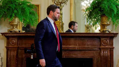 JD Vance's wedding photo resurfaces amidst the Zelenskyy suit-saga