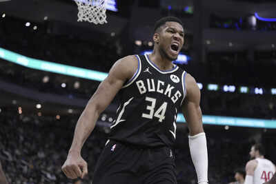 Giannis Antetokounmpo gives honest reaction after joining elite 20,000 points club
