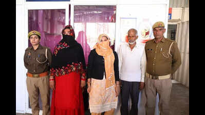 Man orchestrates his own bobbitisation to be guru of trans group in Ghaziabad