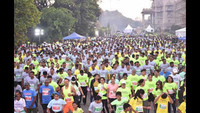 Cops run to create awarenesson cybercrime, drug abuse
