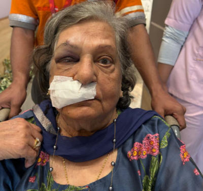 82 year old left without wheelchair at Delhi's IGI airport, collapses and gets stitches