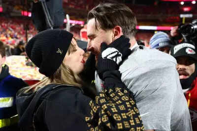 “Taking the romance out”: Taylor Swift and Travis Kelce are reportedly re-evaluating public image amid media scrutiny