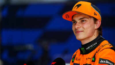 Oscar Piastri takes on new role as Melbourne Tram Announcer ahead of Australian Grand Prix