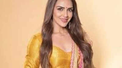 Playing intense character on screen is therapeutic, says Esha Deol