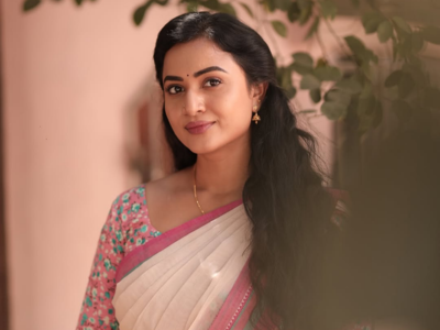 Janani Ashok Kumar quits Tamil daily soap 'Idhayam'