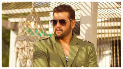 ​ Rumi Khan: I am planning to go to my hometown and celebrate Eid with my family