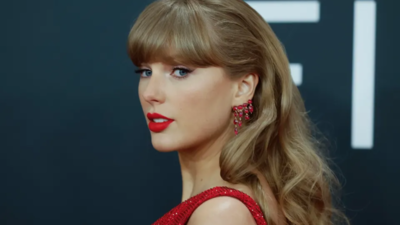 Taylor Swift’s snake necklace sparks excitement over ‘Reputation’ re-release