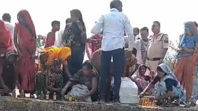 Tribal women in MP launch bold raid on illegal liquor vendors, dump bottles in river