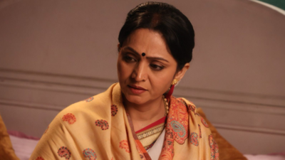 Rishto Se Bandhi Gauri actress Shivani Gosain opens up about Kamini's secrets: She knows how to manipulate situations, always staying in her mother’s good books