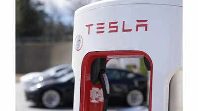 Angry Tesla investor: Tesla reputation has just been destroyed by Elon Musk with his ...