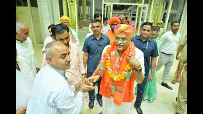 Modi govt first to develop border tourism: Shekhawat