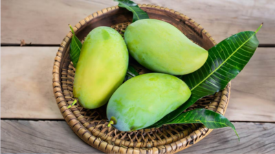 Surprising skin benefits of Kaccha Aam to beat the heat