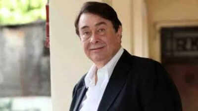 Did you know a beggar once laughed at Randhir Kapoor's small car? Here's how Raj Kapoor REACTED