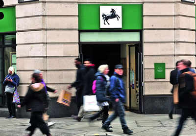 Lloyds Bank, one of the largest banks in the UK and Europe, is sending top management to Cambridge University and enrolling employees on courses with Google