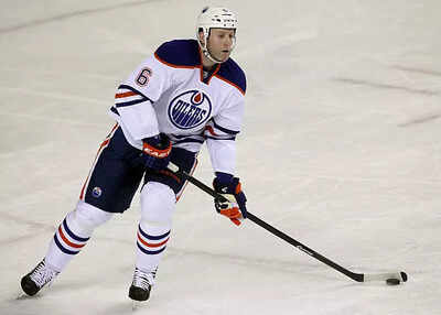 “Don't bring politicians on the ice”: Ex-NHL star Ryan Whitney criticizes PM Mark Carney's presence in Edmonton Oilers' pre-game skate