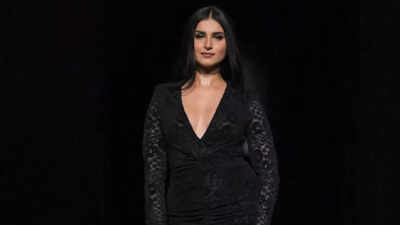 Tara Sutaria does a Morticia Addams on the ramp