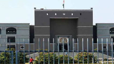 Gujarat HC quotes Pink Floyd, quashes decade-old notices issued by customs department