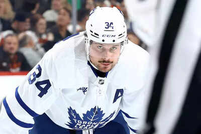 Auston Matthews dodges disaster as Cutter Gauthier’s skate nearly strikes his face