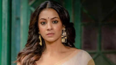 ​Barkha Bisht opens up on ex-husband Indraneil Sengupta’s alleged infidelity: The worst thing you can do to a woman